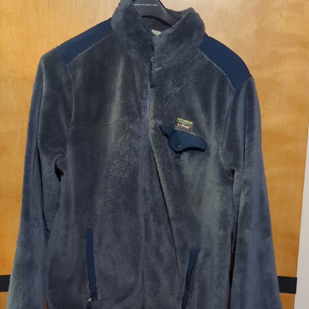 L.L. Bean Men's Gray Fleece Jacket